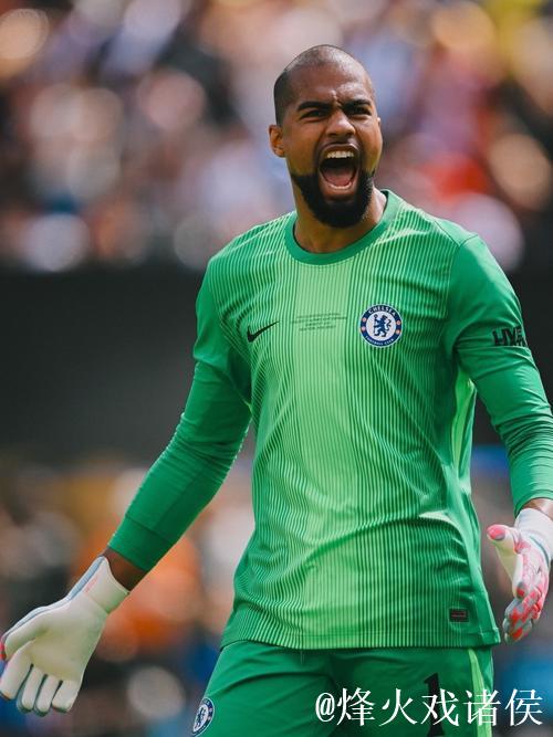 天空记者:蓝军夏窗不太可能买门将,桑切斯和约恩森竞争一门 天空记者:蓝军夏窗不太可能买门将,桑切斯和约恩森竞争一门